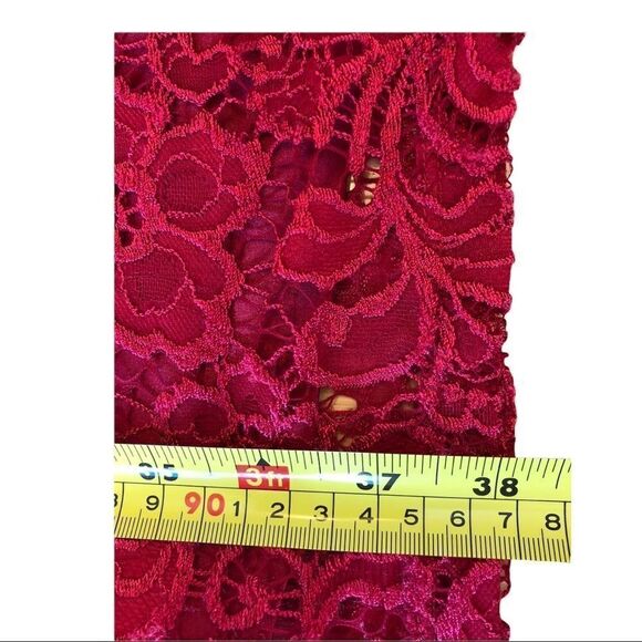 LECHATEAU Red Lace Dress EUC - Picture 5 of 7